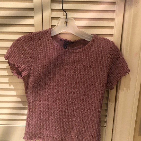 Mid t shirt. - Picture 1 of 2